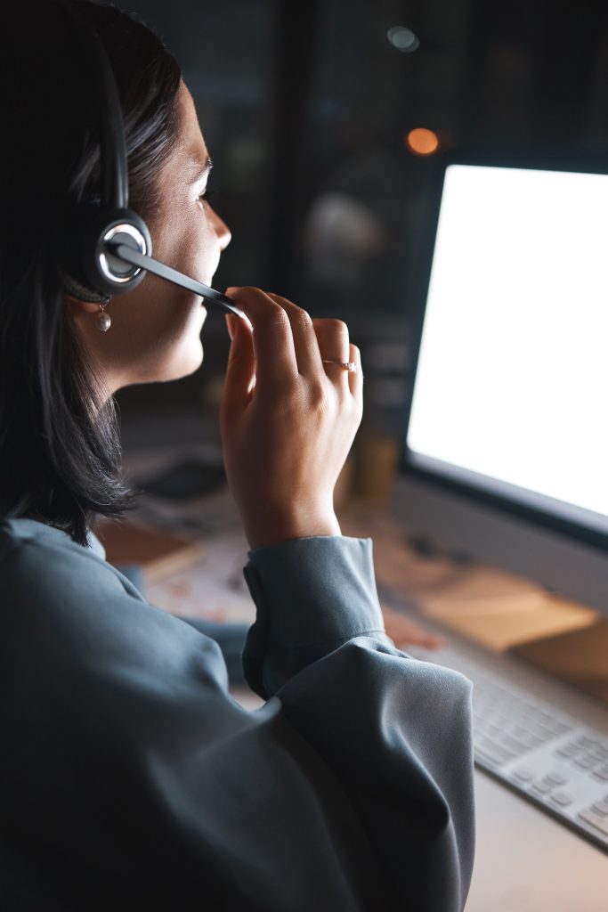business-woman-consultant-and-call-center-in-tele-2023-11-27-04-49-50-utc-1
